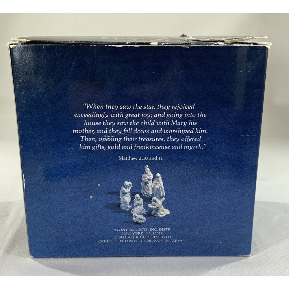Avon Nativity Collectibles The Magi Melchior Figurine Vintage Porcelain 1982 - Picture 9 of 12
